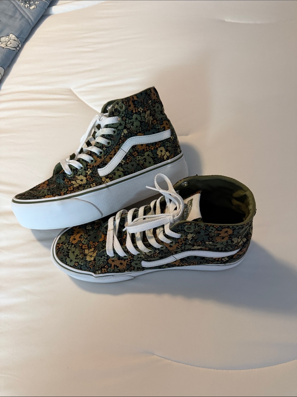 VANS
Sk8-Hi Printed Tapered Stackform Sneakers - Picture 4 of 11